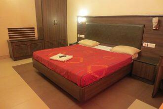 Hotel Paarvathy's, Dindigul 2